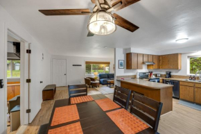Baycolt McCall - Pet friendly - Near downtown and golf course - Game room - Fenced yard